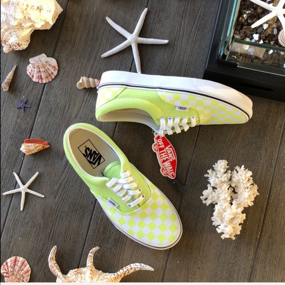 🌴🌼VANS- COOL Checkered 🌼🌴 - Picture 4 of 9